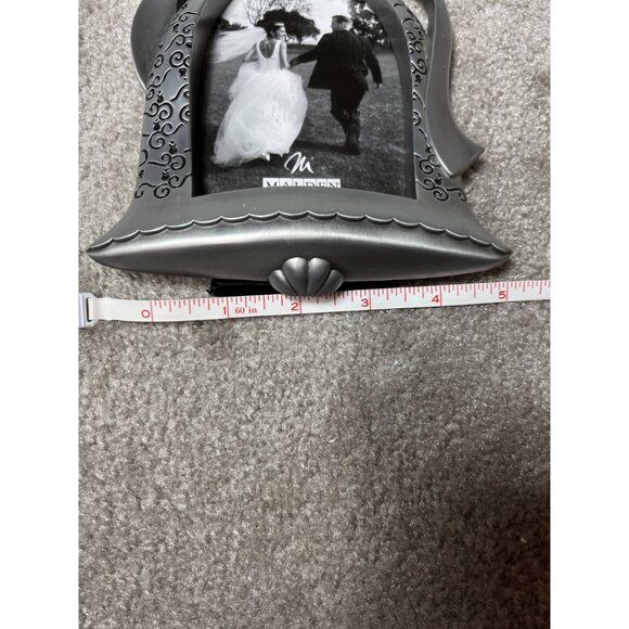 Decorative Malden‎ Vintage Bell-Shaped BOW Wedding Photo Frame 4x6 metal - Picture 4 of 8